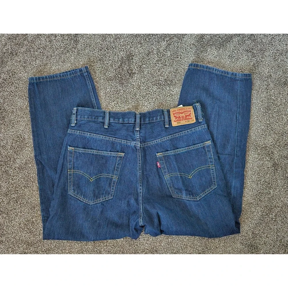 Men's Levi 550 Dark Denim Jeans‎ NEW. Size 38x29